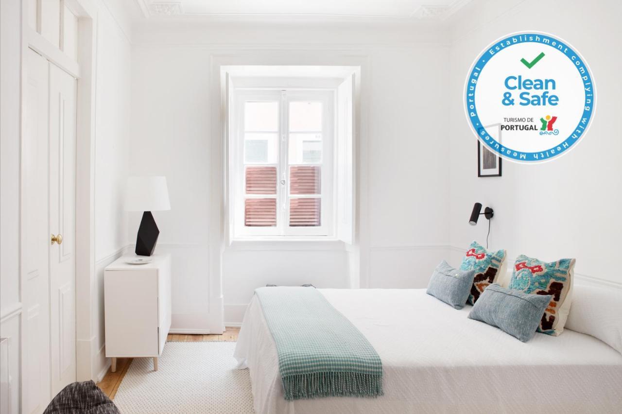 Renovated Charming Apartment With Terrace In Lapa Lisboa Dış mekan fotoğraf