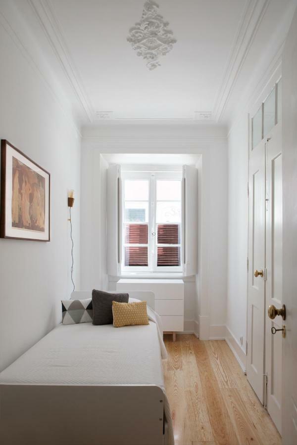 Renovated Charming Apartment With Terrace In Lapa Lisboa Dış mekan fotoğraf